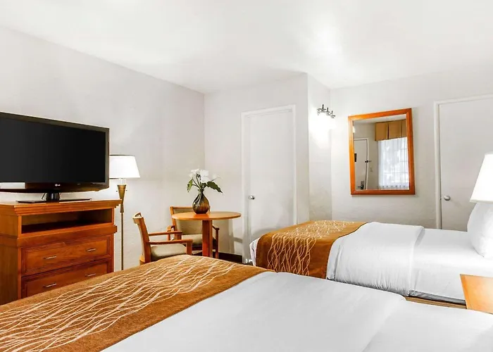 Inn At 1252