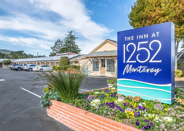 Inn At 1252